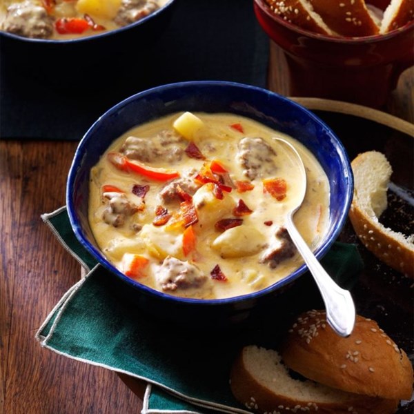 Bacon-cheeseburger chowder