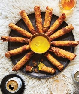 Bacon cheeseburger lumpia