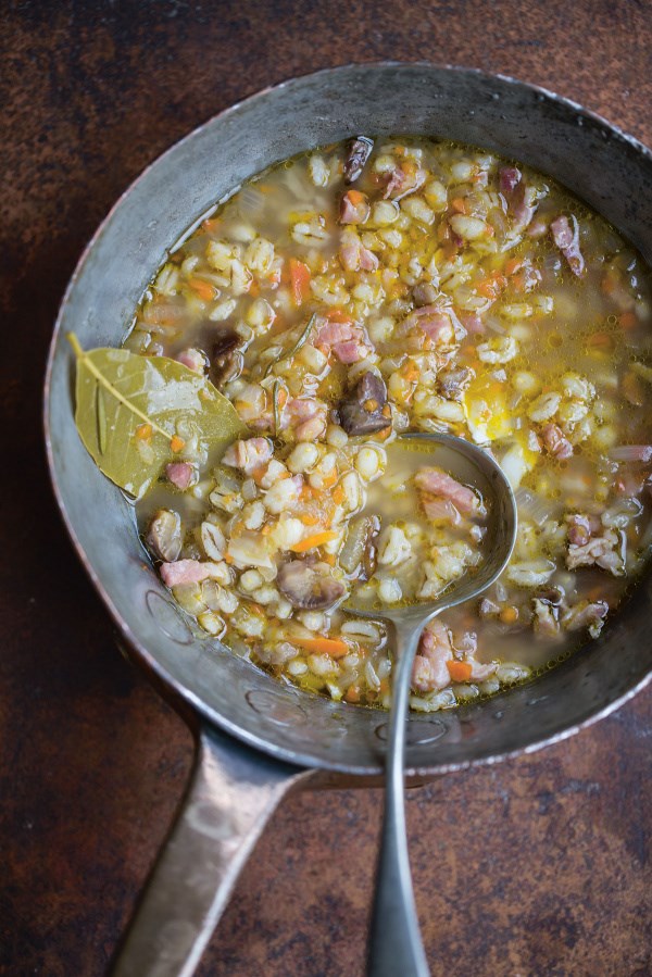 Bacon, chestnut and barley soup