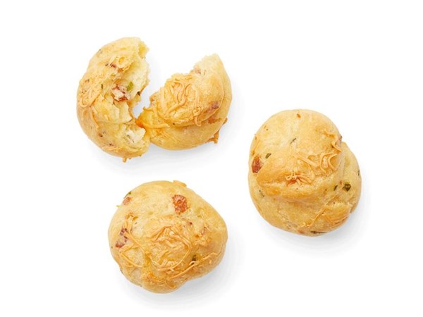 Bacon gougères