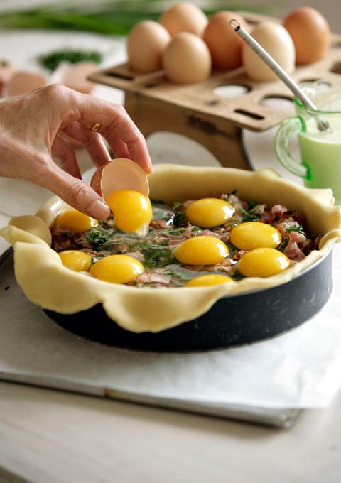 Bacon, leek and egg pie