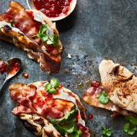 Bacon naan sandwich