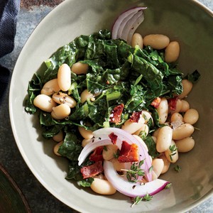 Bacon-onion white bean and kale salad