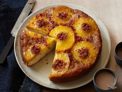 Bacon-pineapple upside-down cake