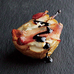 Bacon-roasted pears