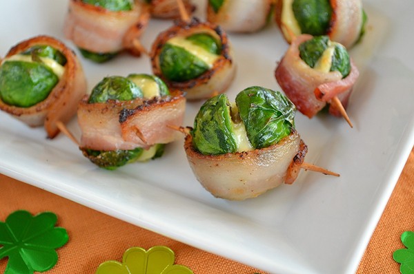 Bacon-wrapped Brussels sprouts with Dubliner cheese