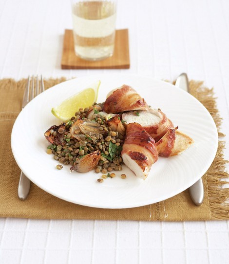 Bacon-wrapped chicken with dressed lentils