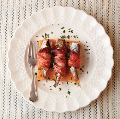 Bacon-wrapped sardines