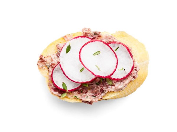 Baguette with olive butter and radishes 