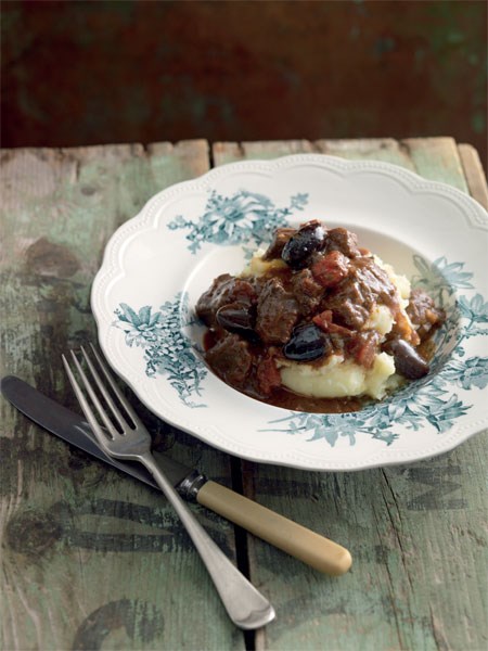 Baharat beef with olives
