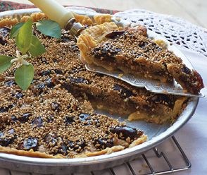 Bahrainy walnut & date pie (Ranginak)