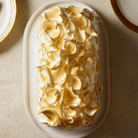 Baked Alaska with coffee and amaretti
