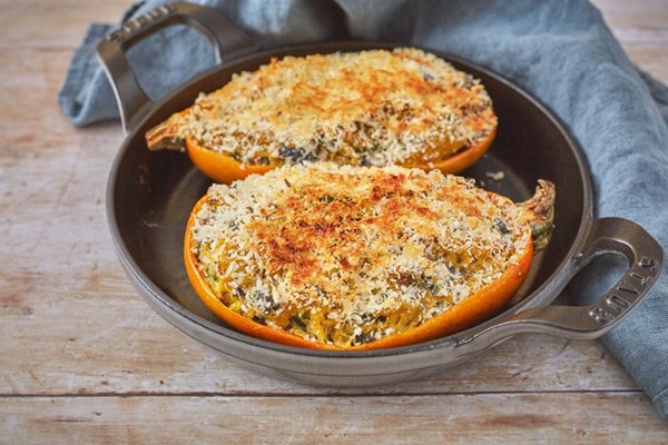 Baked and stuffed spaghetti squash