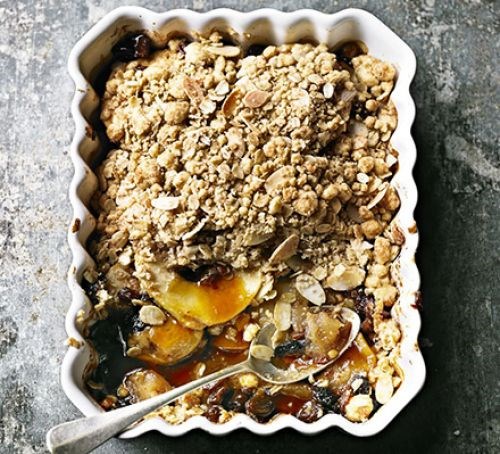 Baked apple & toffee crumble