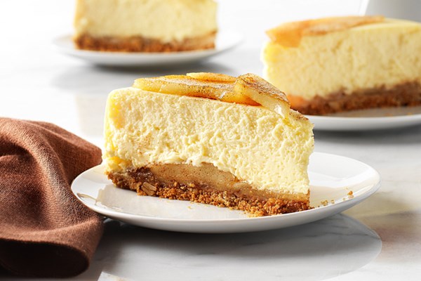 Baked apple pie cheesecake