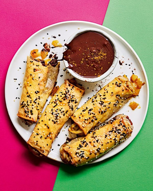 Baked apple pie spring rolls 