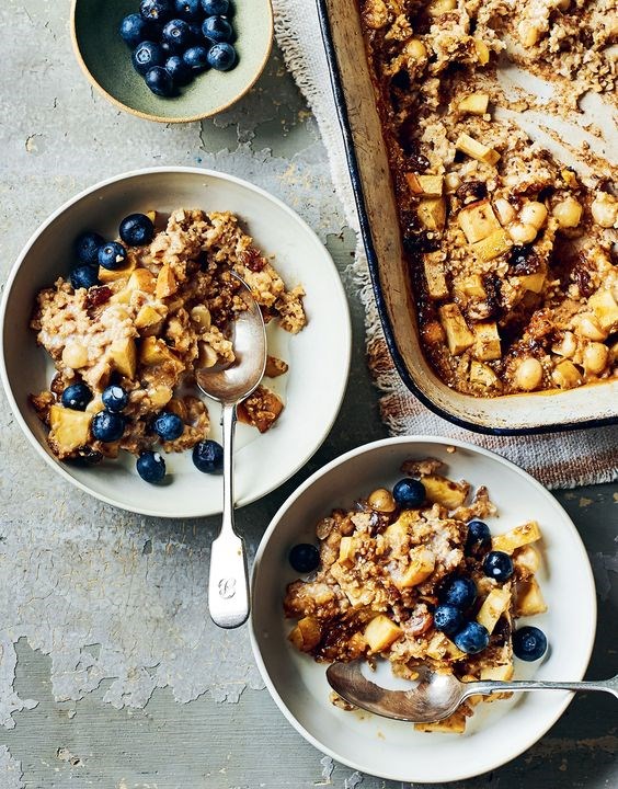 Baked apple porridge with chia seeds, raisins and macadamia nuts