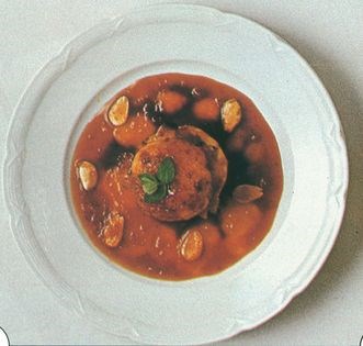 Baked apples with apricot filling (Pommes bonne femme à l'amande d'abricot)