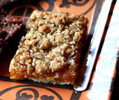 Baked apricot bars