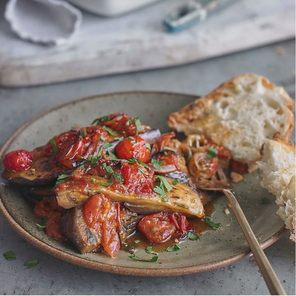 Baked aubergine imam
