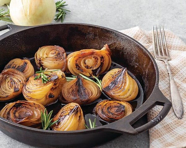 Baked balsamic onions