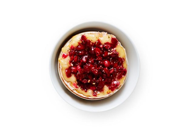 Baked Brie with cranberries 