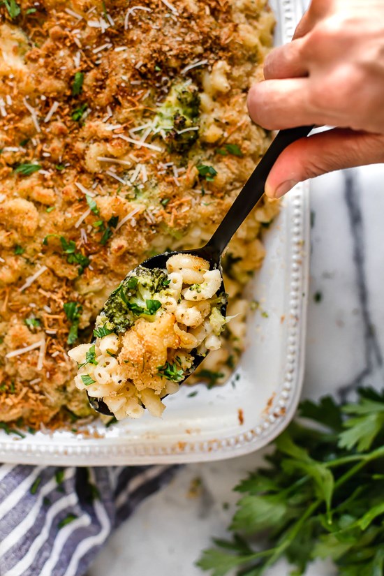 Baked broccoli macaroni and cheese