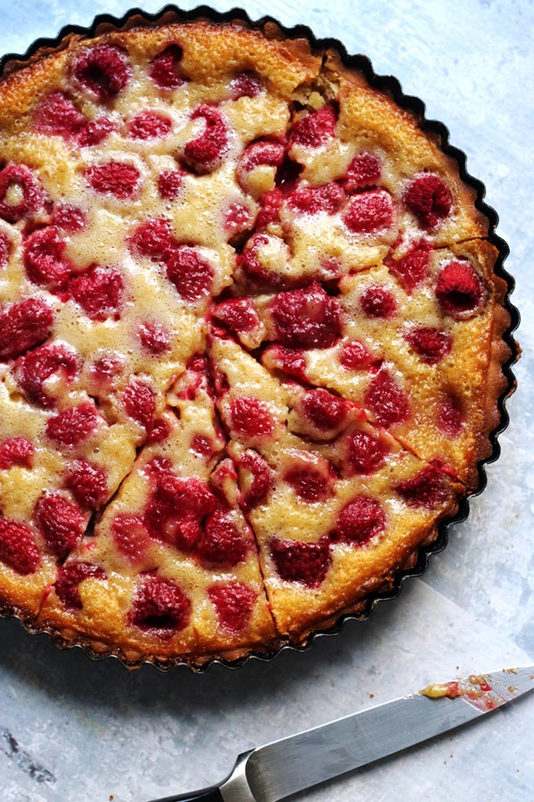 Baked brown butter raspberry tart