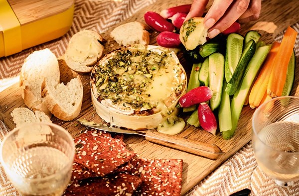 Baked Camembert with garlic & tarragon