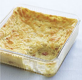 Baked cheddar grits with bacon