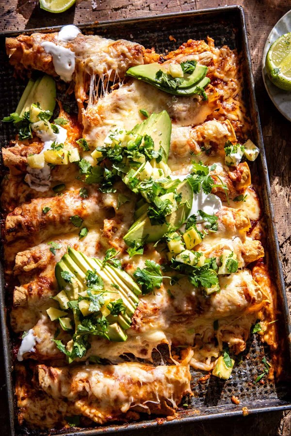 Baked cheesy Cuban chicken taquitos