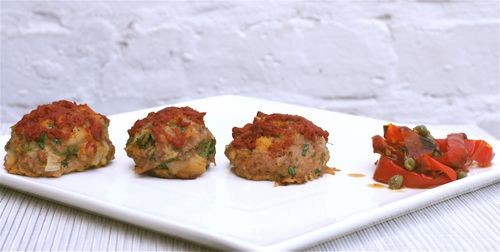 Baked chicken meatballs with pepperonata