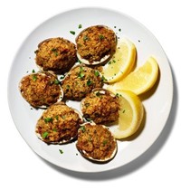 Baked clams with wasabi bread crumbs