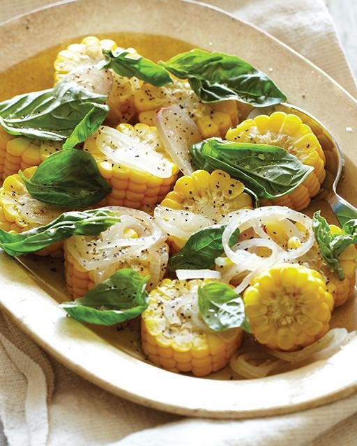 Baked corn with shallots and basil