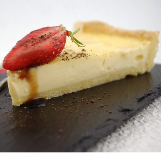 Baked custard tart