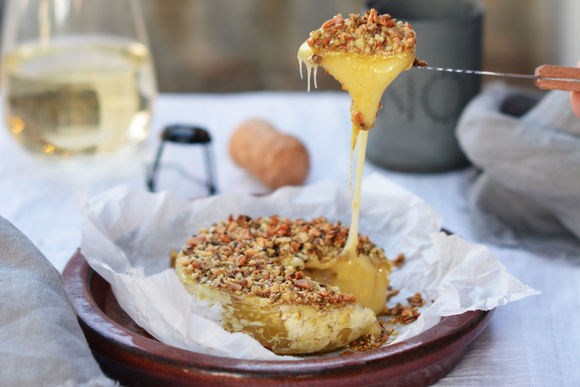 Baked dukkah drusted classic Camembert