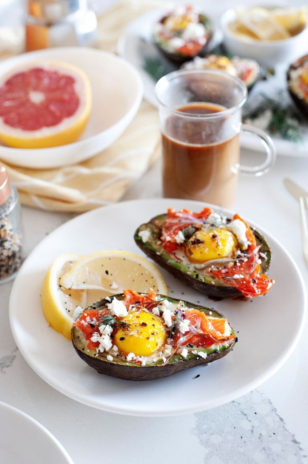 Baked eggs in avocado with salmon