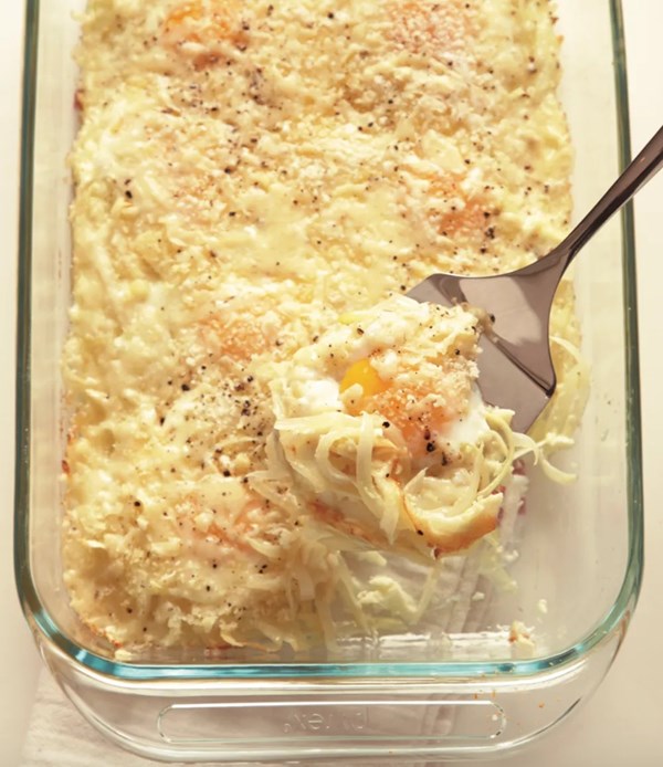Baked eggs with onions and cheese