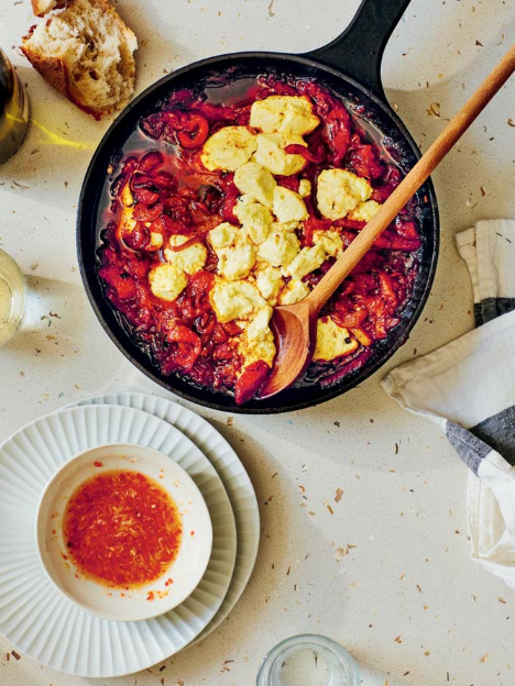 Baked feta & stewed peppers