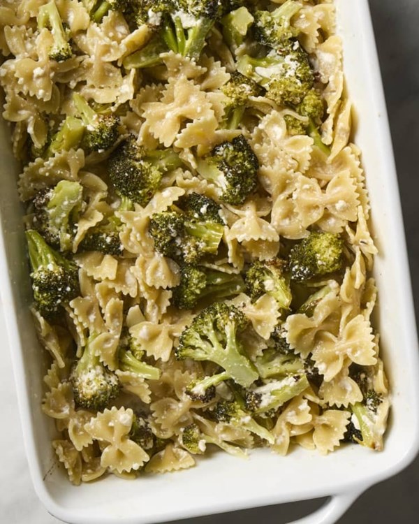 Baked feta bowties with broccoli