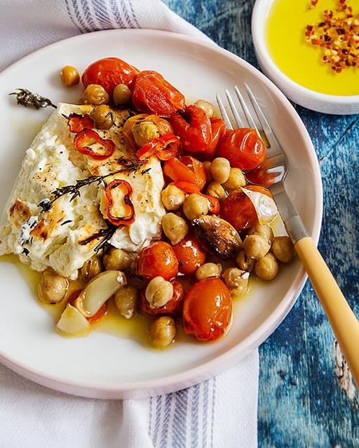 Baked feta with tomatoes, garlic and chickpeas