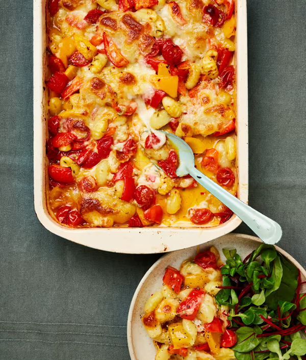 Baked gnocchi with tomatoes and mozzarella