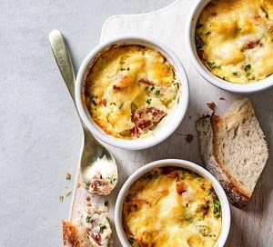 Baked ham hock pots