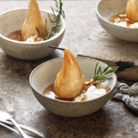 Baked honey pears with rosemary and pine nuts
