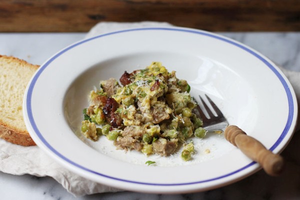 Baked lamb with eggs, cheese, and peas (Agnello cacio uova e piselli)