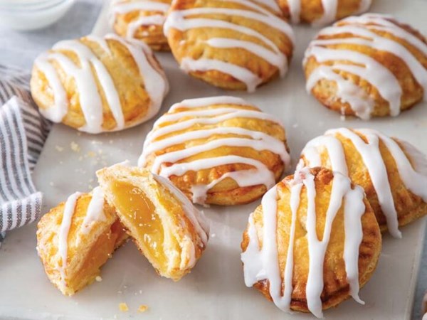 Baked lemon curd hand pies