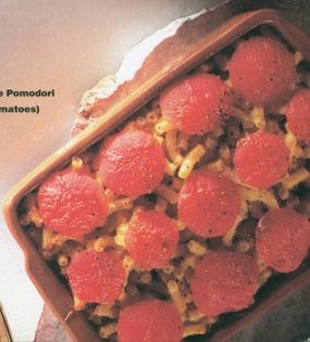 Baked macaroni and tomatoes (Timpano di maccheroni e pomodori)