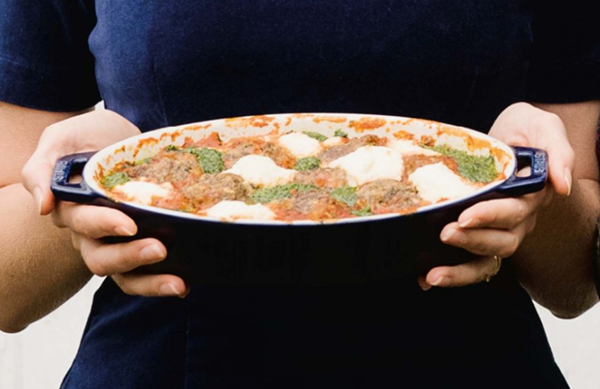 Baked meatballs with pesto and ricotta