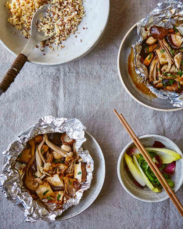 Baked mushrooms in foil packets