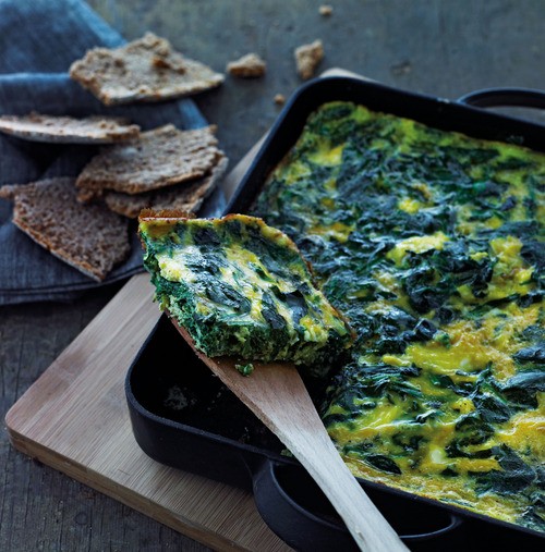 Baked omelet with spinach